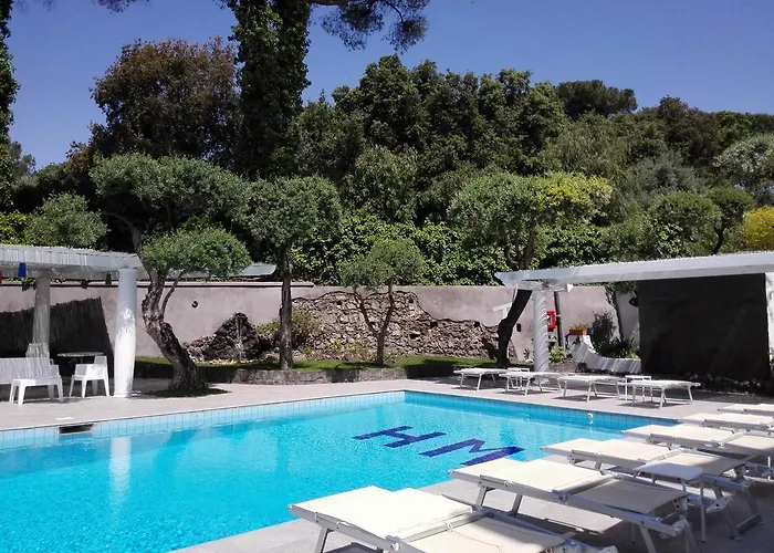 Hotel Marad