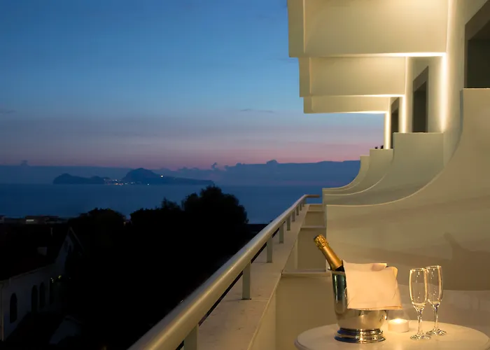 Hotel Marad
